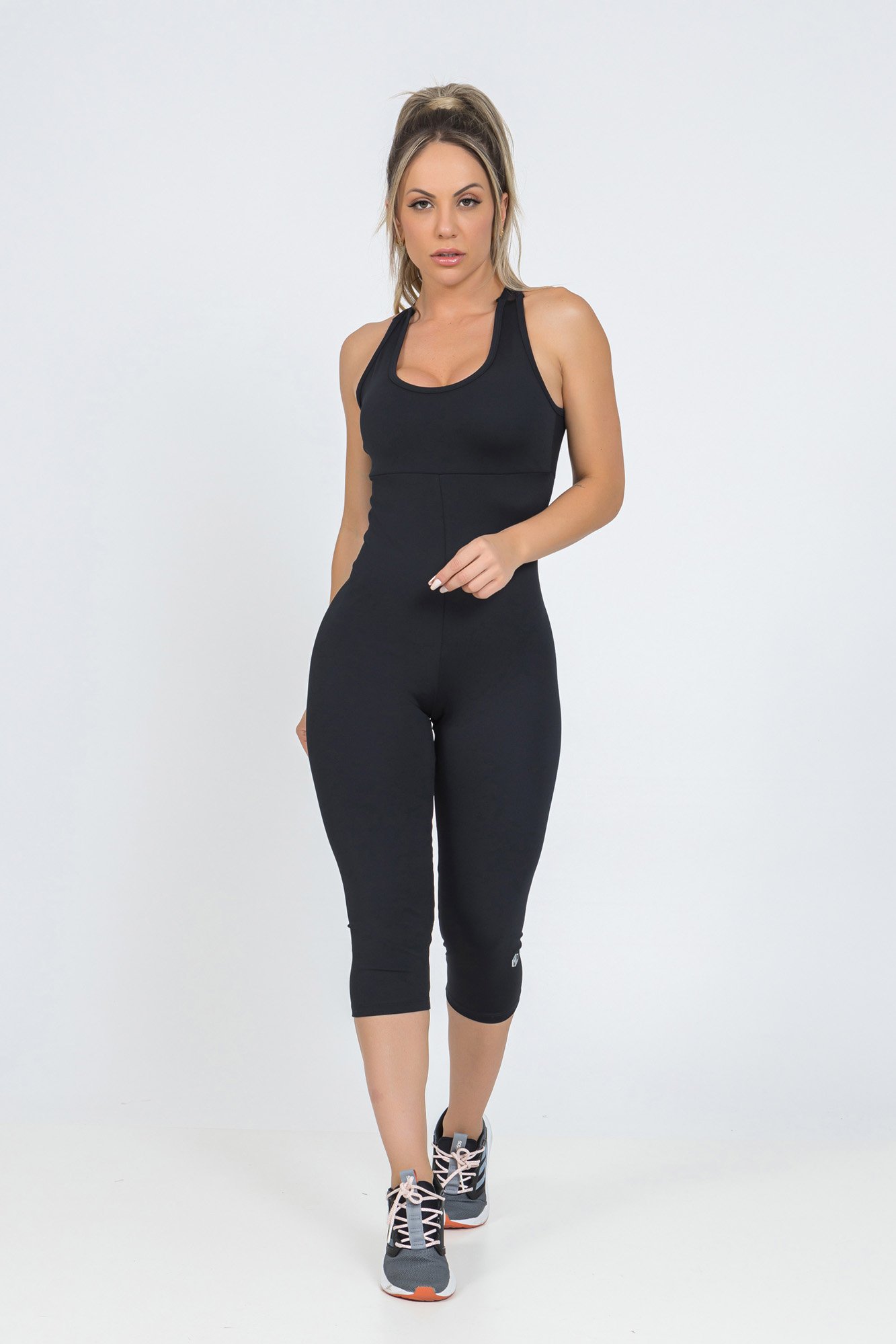 Macacão Corsário Fitness Preto