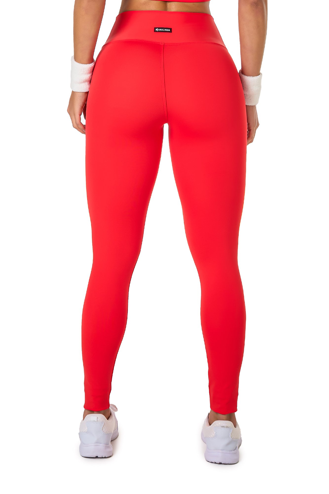 Legging básica vermelha em poliamida, projetado para conforto e mobilidade, ideal para treinos com estilo e praticidade.