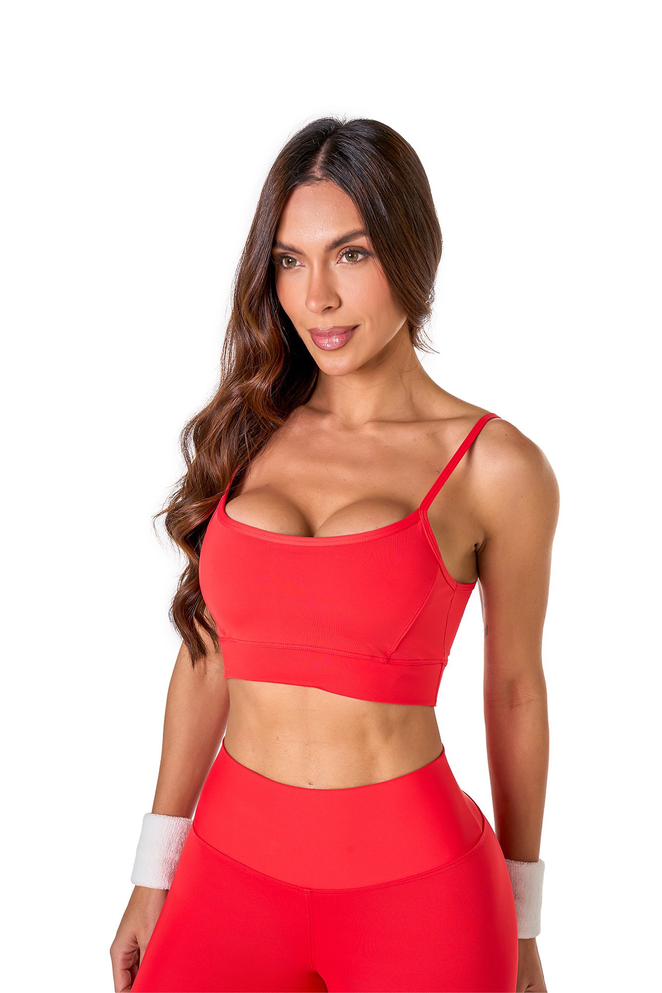 Top básico vermelho em poliamida, projetado para conforto e mobilidade, ideal para treinos com estilo e praticidade.
