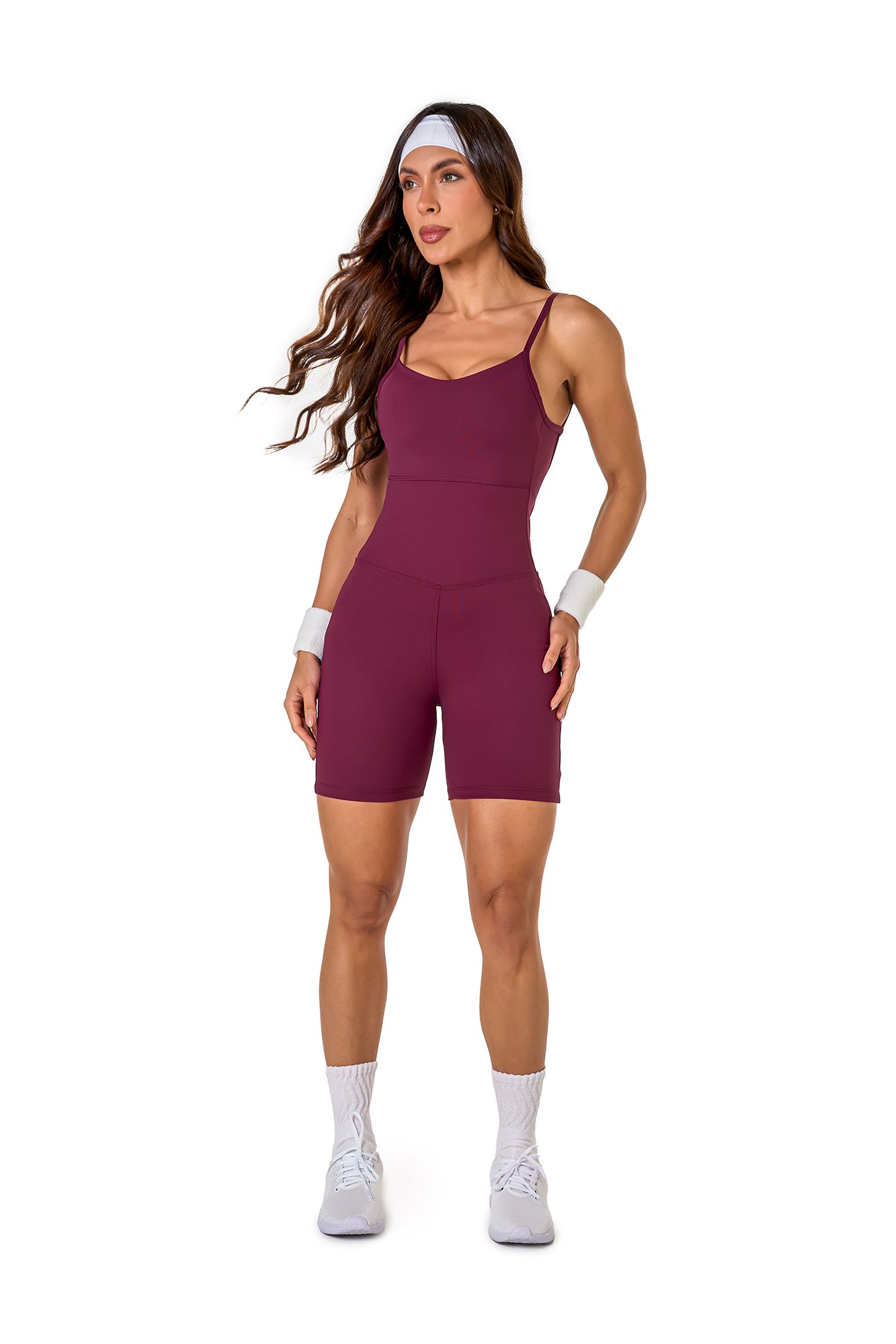 Macaquinho básico roxo em poliamida, projetado para conforto e mobilidade, ideal para treinos com estilo e praticidade.