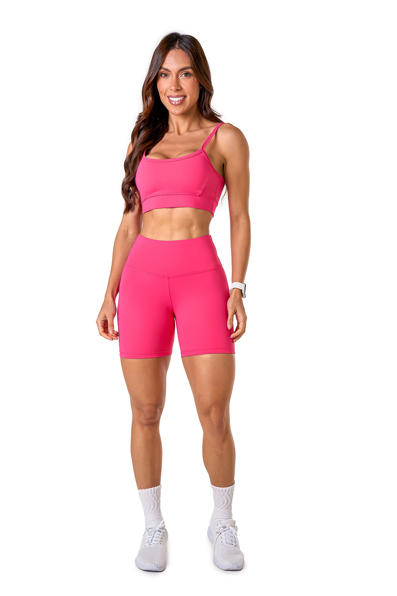 Conjunto bermuda básica rosa em poliamida, projetado para conforto e mobilidade, ideal para treinos com estilo e praticidade.