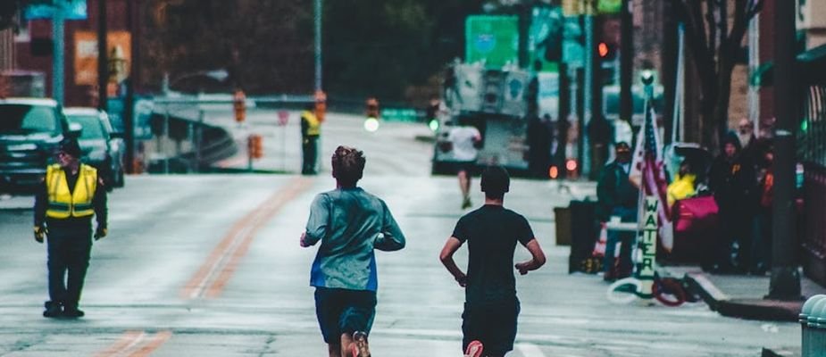 Como começar a correr? Guia direto e acolhedor para dar os primeiros passos Como começar a correr? Guia direto e acolhedor para dar os primeiros passos